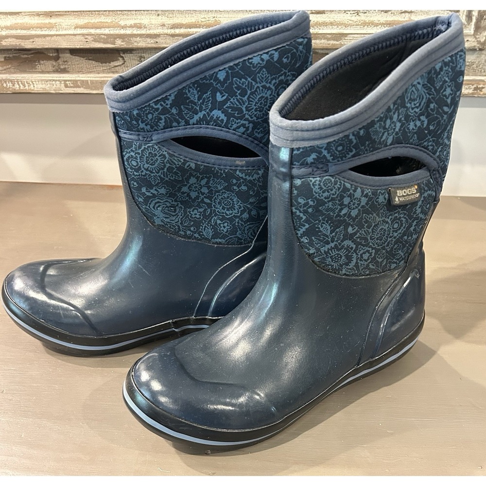 BOGS Navy Blue Plimsoll Mid Calf Floral Neo-Tec Waterproof Insulated Boots Sz 8 - Picture 2 of 10